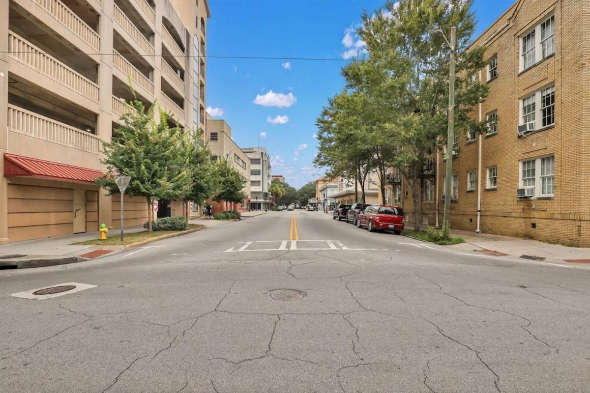 The Graham On Oglethorpe Square Villa Savannah Bagian luar foto