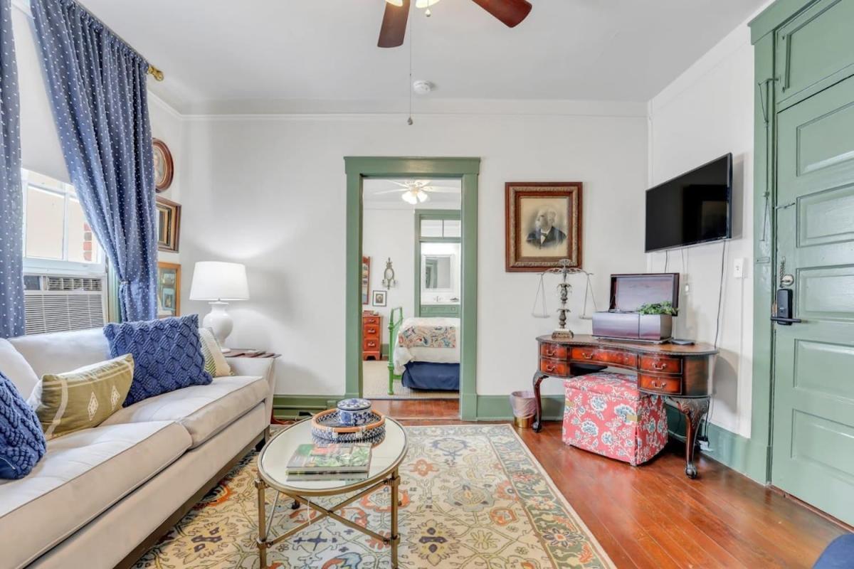 The Graham On Oglethorpe Square Villa Savannah Bagian luar foto