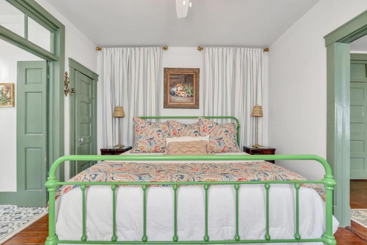 The Graham On Oglethorpe Square Villa Savannah Bagian luar foto